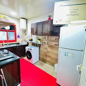  Apartment Moon Backpackers , Al Rigga , Partition For Couples And For Singles United Arab Emirates